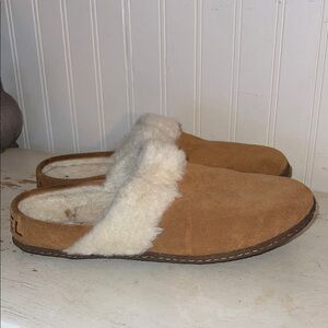 Sorel slippers